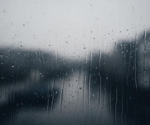 Toksyczny deszcz nad Teheranem. Czy zagrożenie dotyczy milionów mieszkańców?