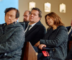 Na Wspólnej, odc. 4268. Helena (Małgorzata Peczyńska), Weronika (Renata Dancewicz), Michał (Robert Kudelski), Krzysztof Smolny (Łukasz Konopka)