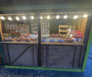 Pokémony, różowe gofry i zaskakujące różnice w cenach. Porównaliśmy łódzkie jarmarki