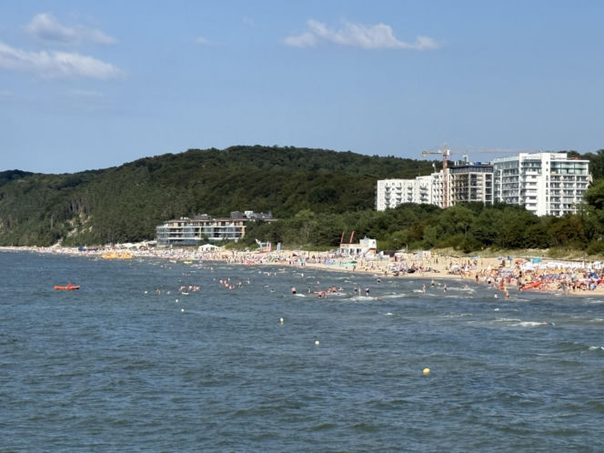Apartamentowiec na plaży w Międzyzdrojach