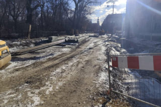 Koszmar w centrum Krakowa. Remont torowiska na Piłsudskiego potrwa do 2026 roku! Mieszkańcy tracą cierpliwość