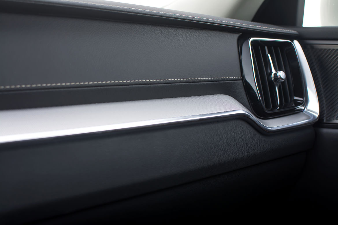 Volvo V60 D4 8AT Inscription