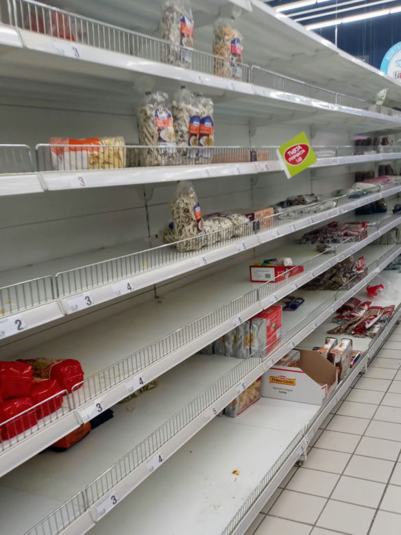 Puste półki w Szczecinie. Ludzie masowo wykupują ryż i makaron!