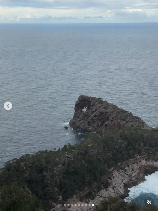 Tak nie wygląda przeciętna 69-latka! Olejnik zachwyca formą w mini