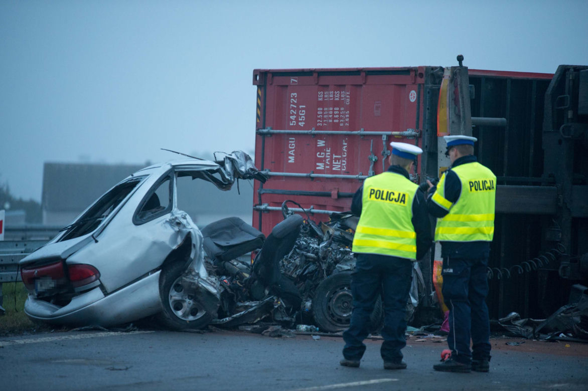 Tragiczny wypadek koło Włocławka na autostradzie A1. 5 osób nie żyje