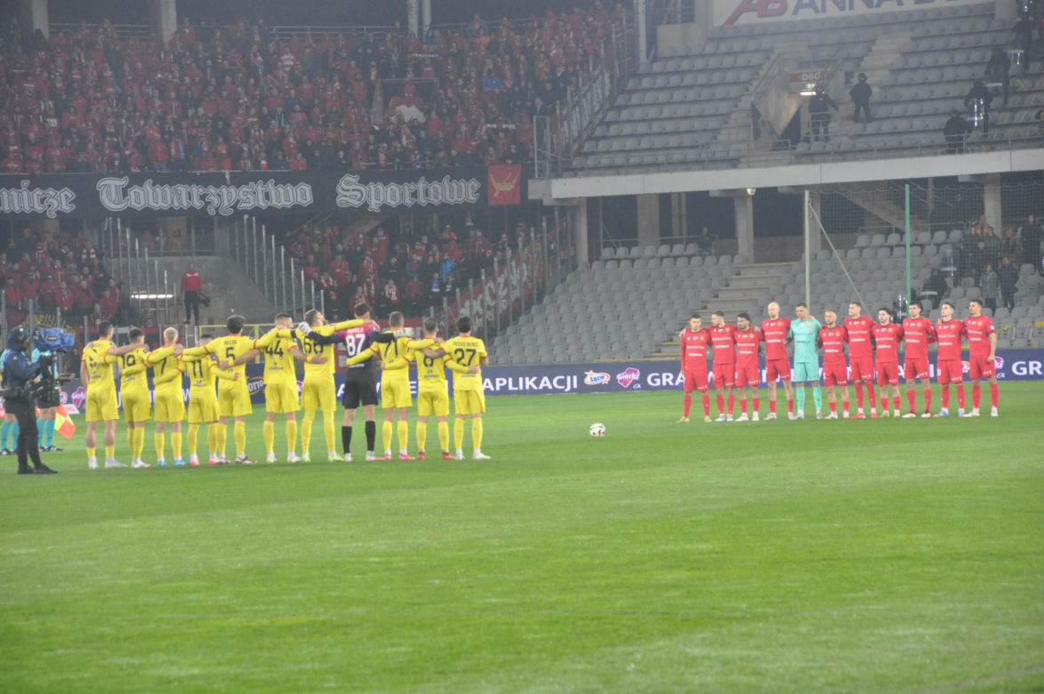 Korona - Widzew