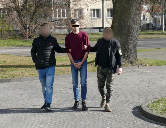 Strzelał do byłego szefa, tłumaczył, że sam chciał umrzeć. Powodem miał być pies