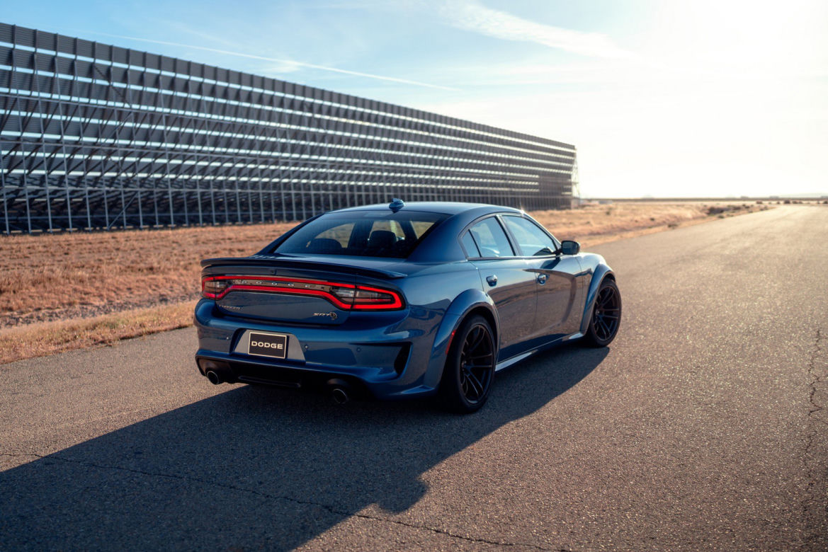 Dodge Charger Scat Pack i SRT Hellcat Widebody