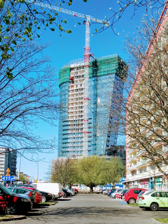 Budowa Hanza Tower - kwiecień 2020