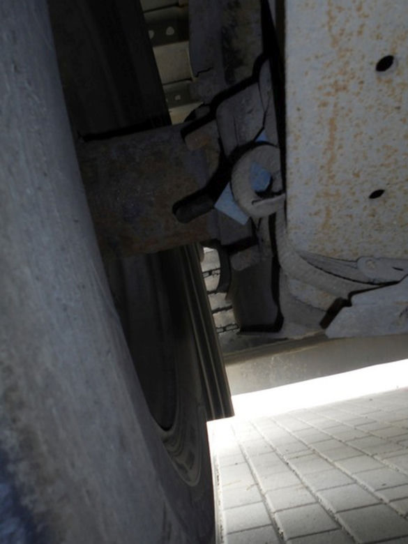 Jechał tirem bez hamulców i z uszkodzonymi oponami