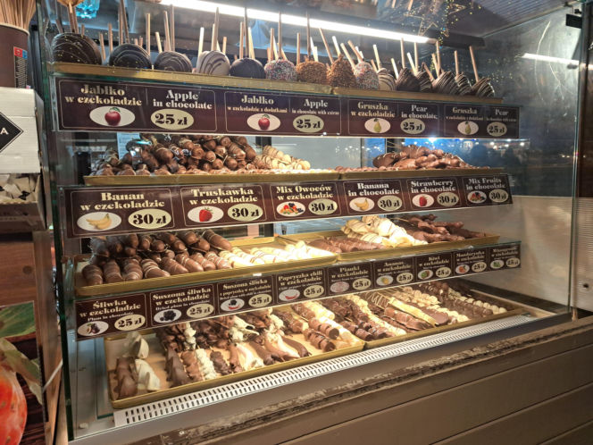 Jarmark Bożonarodzeniowy 2025 na Rynku Głównym w Krakowie. Jedzenie drogie jak nigdy