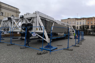 Karuzela na rynku w Lesznie