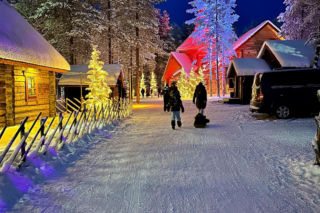 Rovaniemi w Finlandii. Wioska Świętego Mikołaja