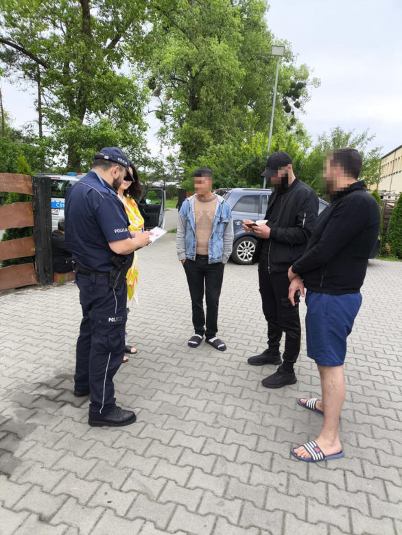 Ogólnopolska akcja policji. Tysiące funkcjonariuszy, ponad 1500 zatrzymanych. Zdjęcia z działań