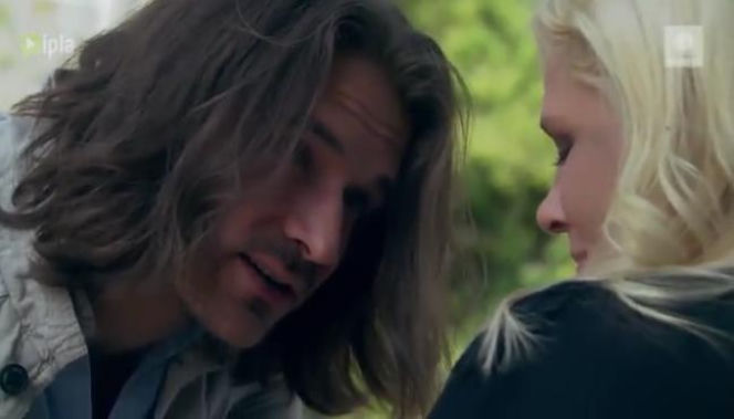 2XL odcinek 5. Agata (Elżbieta Romanowska), Robert (Piotr Stramowski)