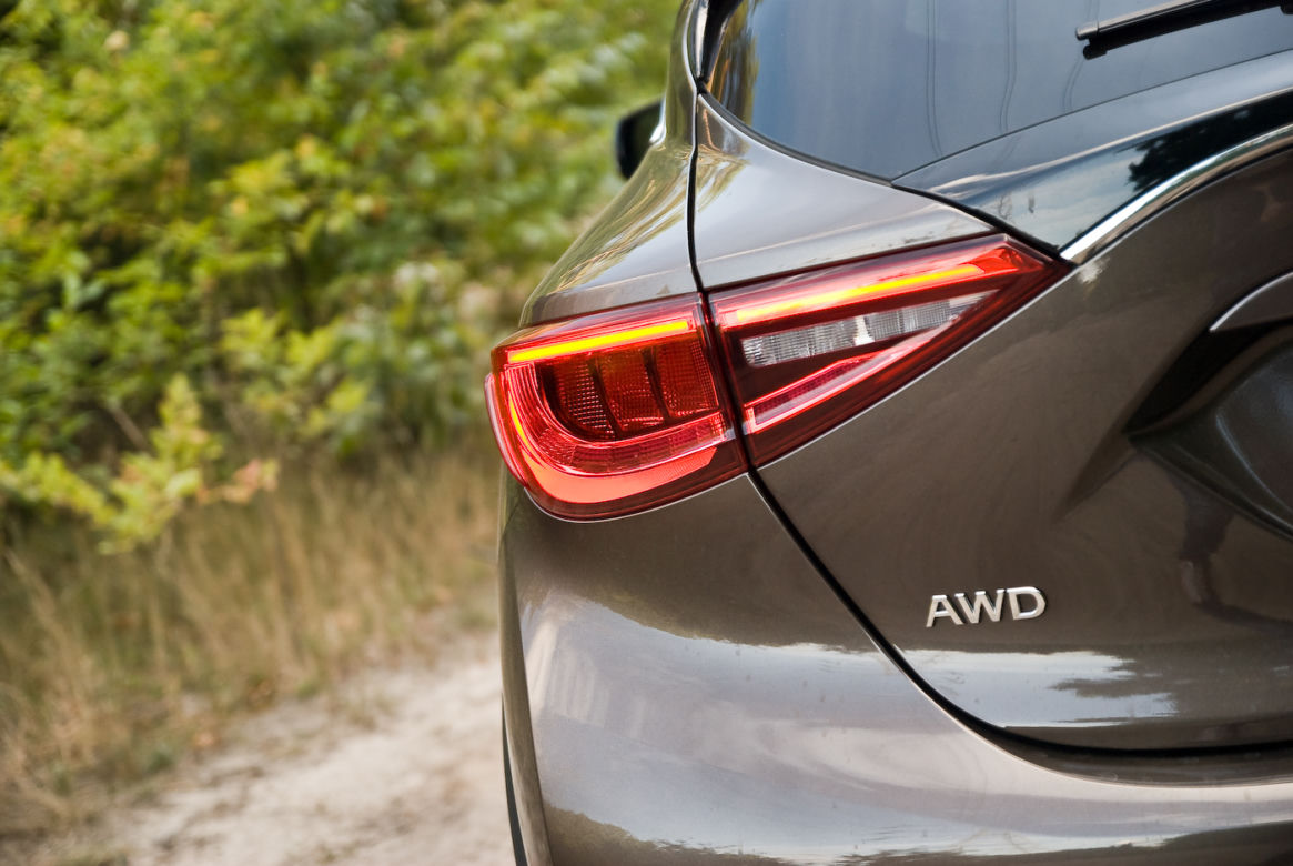 Infiniti QX30