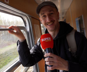 Jechałem legendarnym pociągiem. W środku jak kiedyś, aż trudno uwierzyć! Ludzie mówią wprost: „to były czasy”