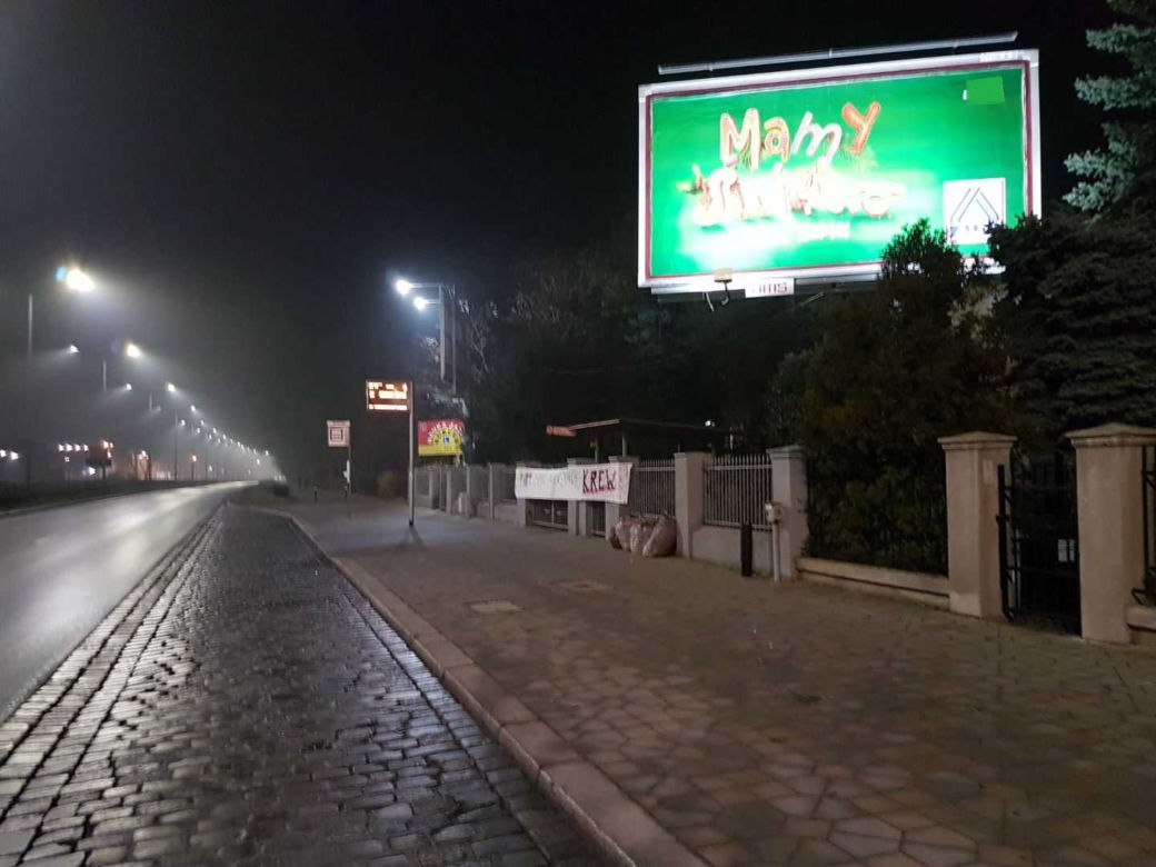 Wrocław. OHYDNY napis na płocie: "Lempart masz na rękach krew" 
