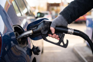 Hurtowe ceny paliw 31.07.2026. Mieszane sygnały na koniec miesiąca, benzyna w dół, diesel w górę