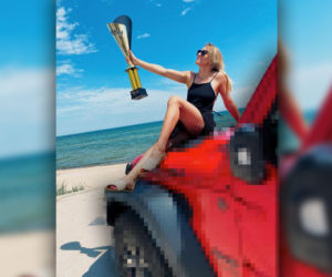 Karolina Owczarz jeździ czerwoną bestią