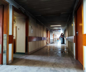 Pielęgniarki na kolanach wywoziły pacjentów przykutych do łóżek! Horror w krakowskim szpitalu