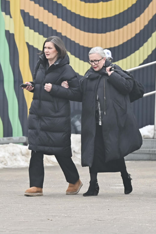 Krystyna Janda kurzy w aucie
