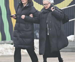 Krystyna Janda kurzy w aucie