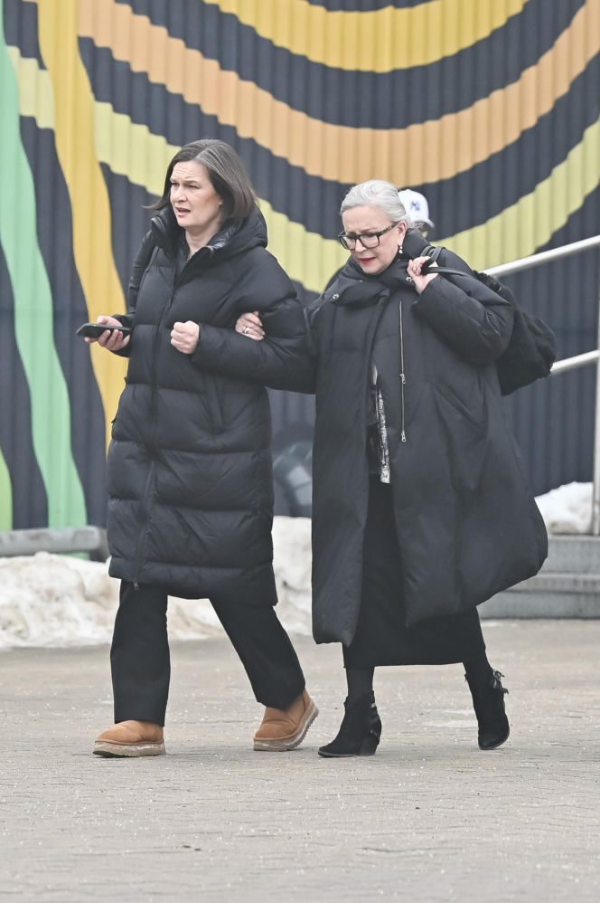 Krystyna Janda kurzy w aucie