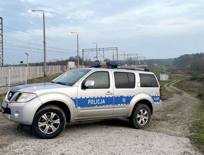 Uszkodzone linie kolejowe pod Dęblinem i w Puławach