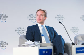 Akta Epsteina: Szef WEF zrezygnował!