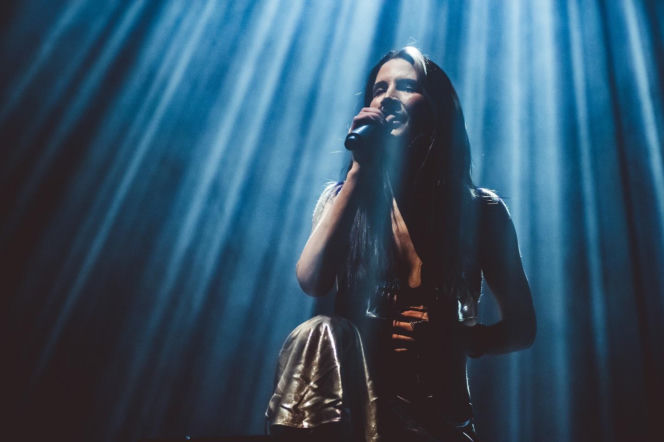 Misternie zaplanowane wizualne widowisko – Epica, Amaranthe i Charlotte Wessels zagrali w Warszawie [RELACJA]