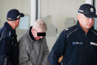 „Płomienie sięgały 3 metrów”. Tak wyglądały ostatnie chwile Anatola. Były ksiądz zatłukł go wcześniej siekierą