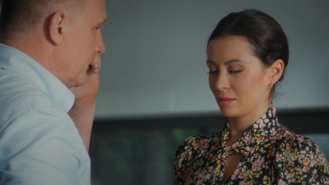 M jak miłość odc. 1920. Artur Rogowski (Robert Moskwa), Joanna (Dominika Sakowicz)