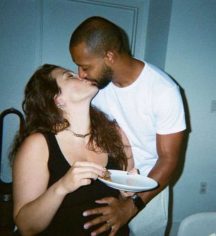 Ashley Graham urodziła bliźnięta. Pokazuje piękne zdjęcie i zdradza imiona maluchów
