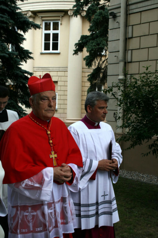 Kardynał Konrad Krajewski - czy to przyszły papież?