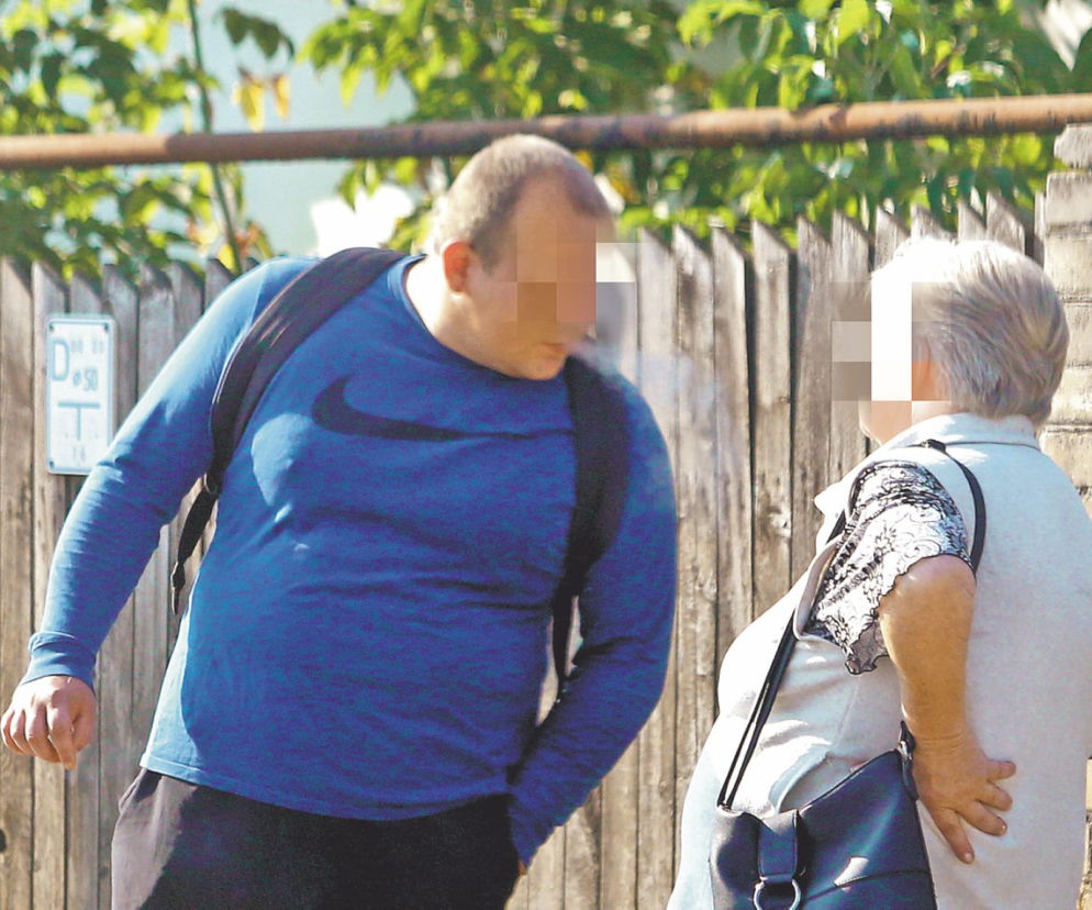 Sąsiad gonił mnie  z siekierą