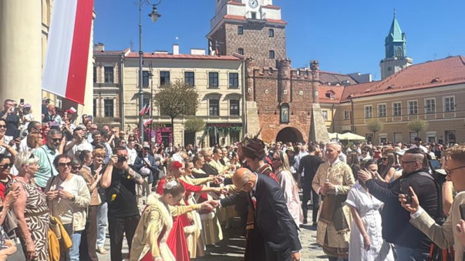 Tak świętowali 3 maja w Lublinie. Polonez z rekordową liczbą par