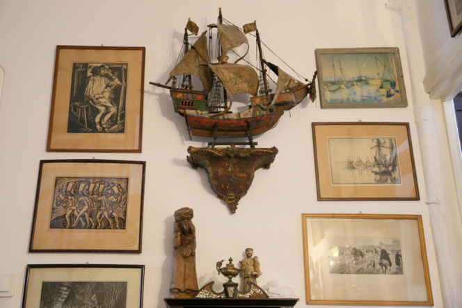 Wiemy, u kogo teraz mieszka Jarosław Kaczyński! W takich warunkach spędza czas. Mamy ZDJĘCIA!