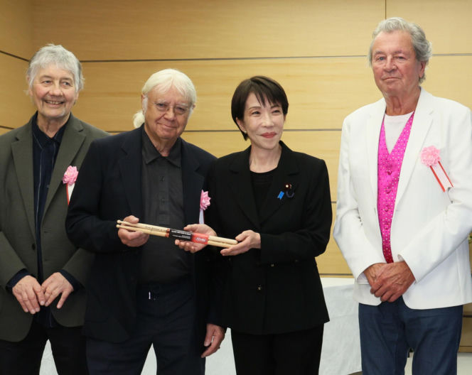 Deep Purple spotkali się z premier Japonii! “Jesteście moimi Bogami”