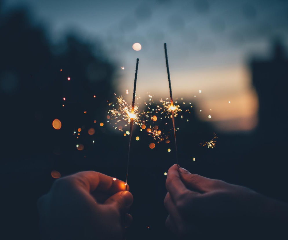 Sylwester 2026. Te kierunki przyciągają Polaków