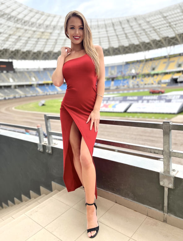 Magda i Karolina reprezentują Klub Sportowy Toruń w finale Miss Startu PGE Ekstraligi 2023