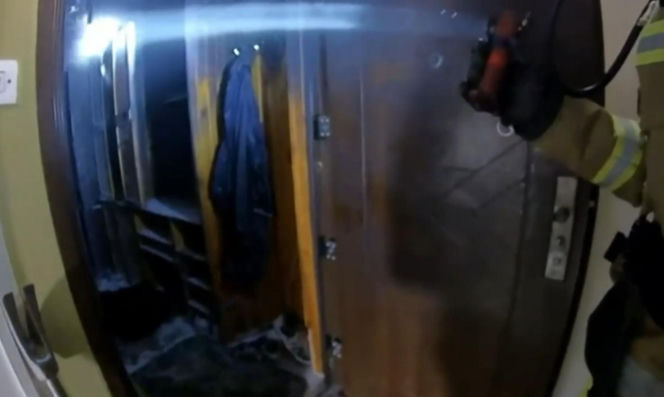 Łódź. Pożar mieszkania przy ul. Kusocińskiego. 27-latka z dzieckiem uwięzieni na balkonie [ZDJĘCIA]