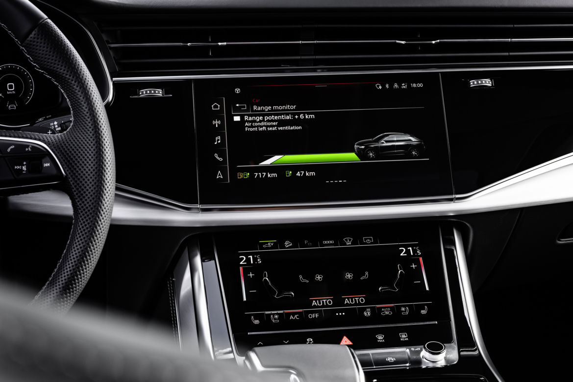  (2021) Audi Q8 60 TFSI e quattro