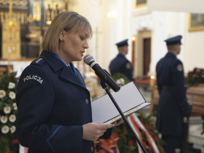 Piotr ubrał mundur, ucałował rodzinę i wyszedł do pracy. Jego serce nagle przestał bić