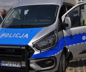 Takiego radiowozu nie ma nigdzie indziej! Wielkopolska policja testuje PROTOTYP!