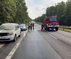 Katowice: Dramat kobiety, której auto stanęło w płomieniach. Znieczulica! 