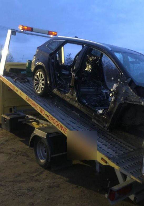 W dwie godziny rozłożyli auto na części