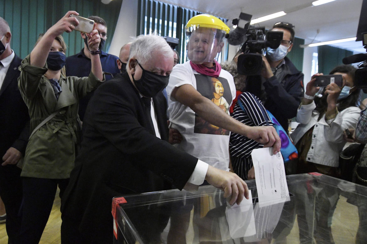 Jarosław Kaczyński znów wymodlił zwycięstwo