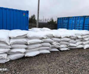 Gigantyczny cios w mafię tytoniową! CBŚP przejęło blisko 63 tony nielegalnego towaru