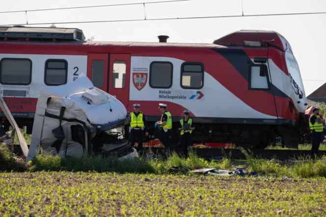 Wypadek na przejeździe kolejowym